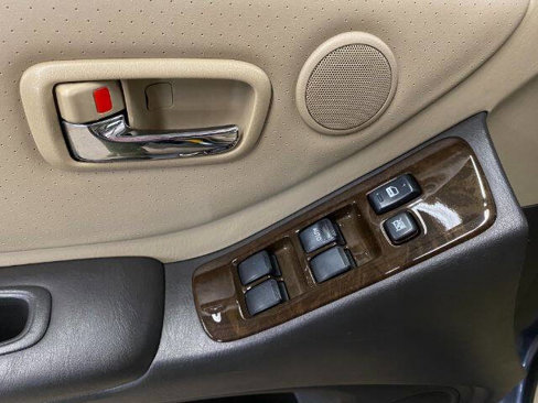 Used 2002 Toyota Highlander 4WD V6 image 11