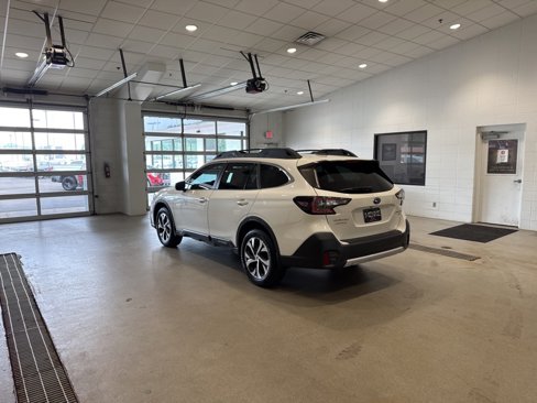 Used 2020 Subaru Outback Limited XT w/ Popular Package #2 image 8