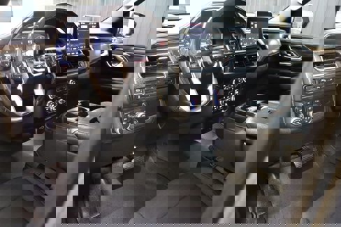 Used 2022 GMC Yukon SLE image 34