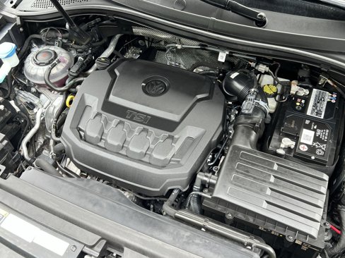 Used 2022 Volkswagen Tiguan SE R-Line image 27