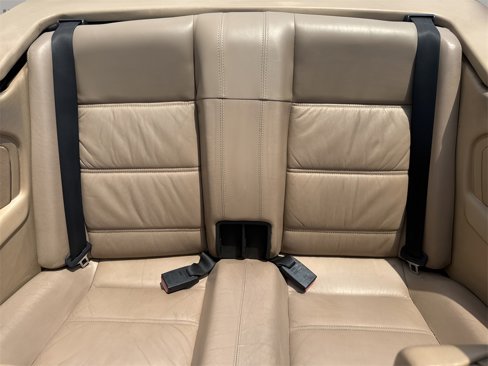 Used 1990 BMW 325i Convertible image 11