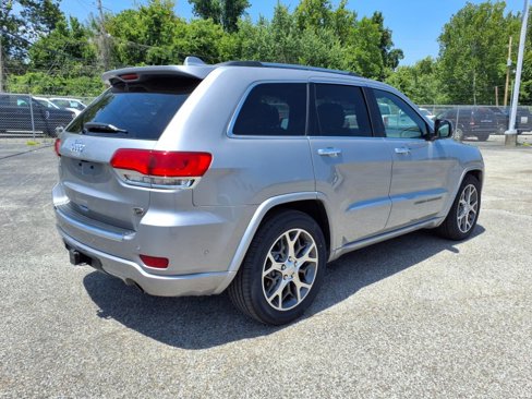 Used 2019 Jeep Grand Cherokee Overland image 25