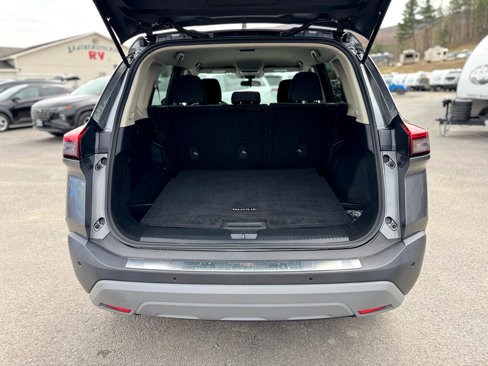 Used 2022 Nissan Rogue SV image 13