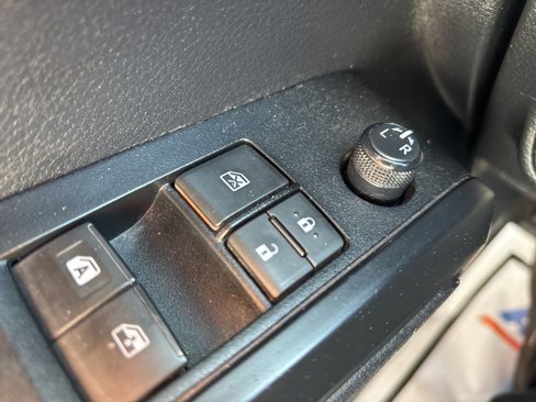 Used 2019 Toyota Tacoma SR image 20