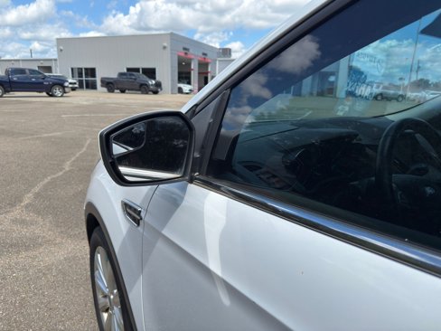 Used 2019 Ford Escape SEL image 20