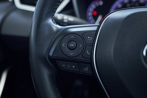 Used 2020 Toyota Corolla XSE image 36