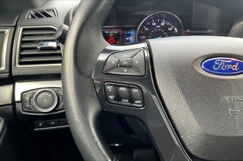 Used 2018 Ford Explorer XLT w/ Equipment Group 202A image 22