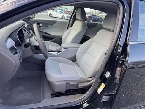 Used 2020 Chevrolet Malibu LS image 9