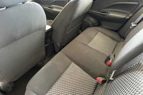 Certified 2022 Nissan Versa S image 12