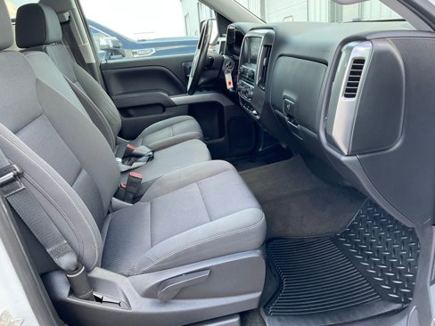 Used 2018 Chevrolet Silverado 1500 LT w/ All Star Edition image 18
