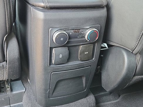 Used 2022 Ford Explorer XLT w/ Equipment Group 202A image 20