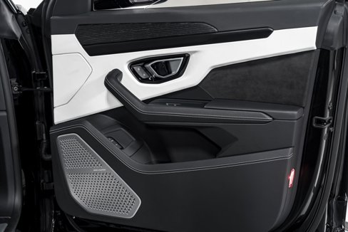 Used 2023 Lamborghini Urus S image 42