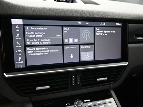 Certified 2021 Porsche Cayenne image 16