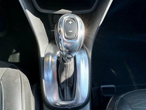 Used 2016 Buick Encore Sport Touring image 22