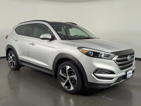 Used 2016 Hyundai Tucson Limited w/ Option Group 03 image 2