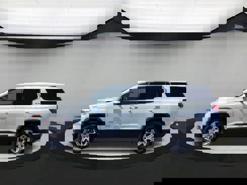 Used 2019 GMC Acadia SLE image 5