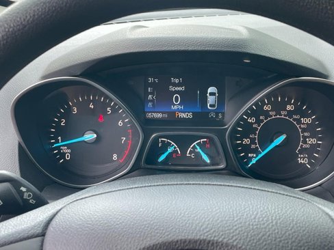 Used 2018 Ford Escape SE image 24