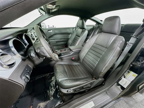 Used 2009 Ford Mustang GT image 18