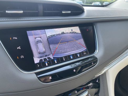 Used 2020 Cadillac XT5 Premium Luxury image 12