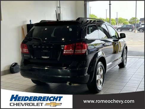 Used 2018 Dodge Journey SE image 3