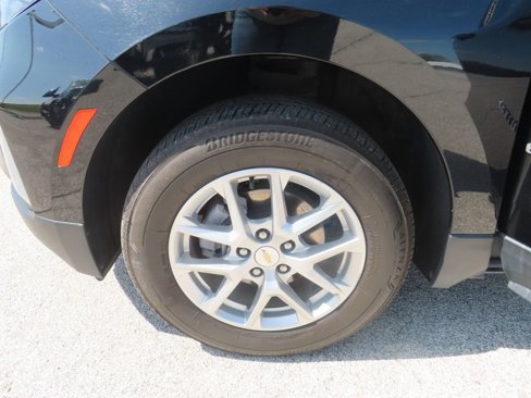 Used 2023 Chevrolet Equinox LT w/ Driver Convenience Package image 24