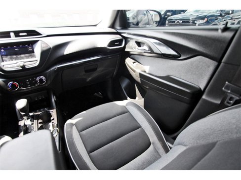 Used 2023 Chevrolet TrailBlazer LT image 12