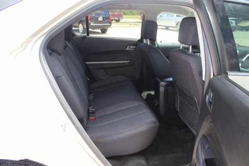 Used 2015 Chevrolet Equinox LT w/ Driver Convenience Package image 8