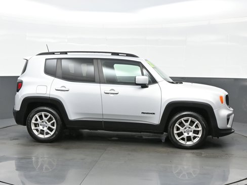Used 2021 Jeep Renegade Latitude image 7