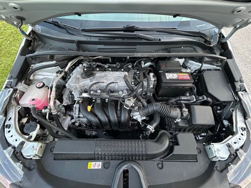Used 2022 Toyota Corolla LE image 11
