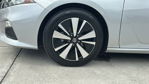 Used 2022 Nissan Altima 2.5 SV image 11