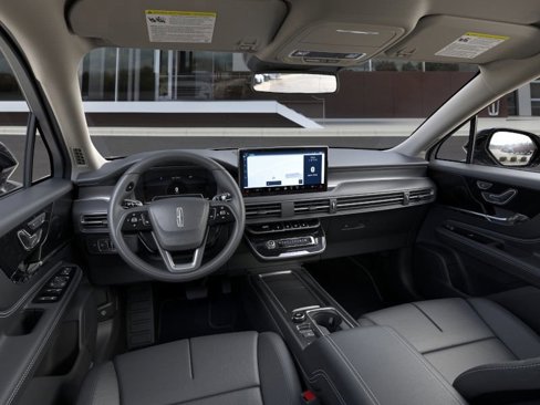 New 2025 Lincoln Corsair FWD image 9