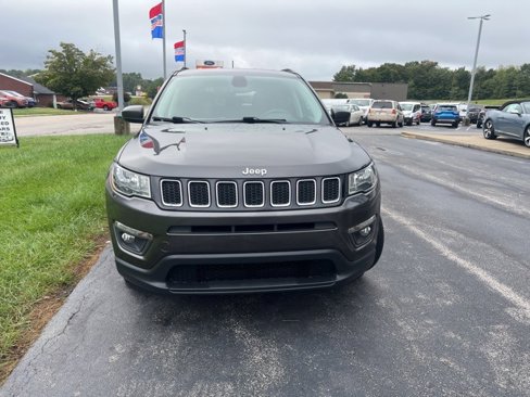 Used 2018 Jeep Compass Latitude w/ Popular Equipment Group image 3
