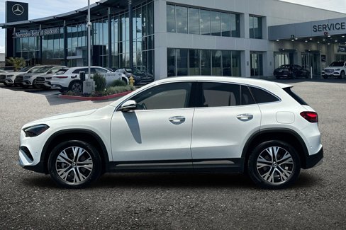 Used 2025 Mercedes-Benz GLA 250 4MATIC image 7
