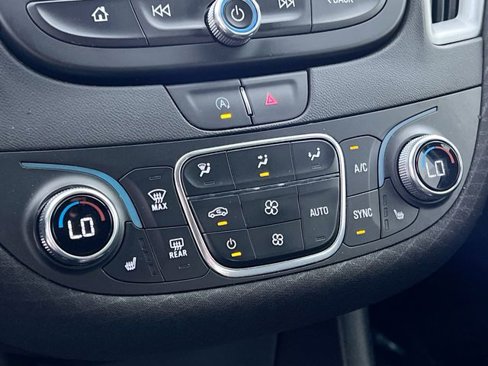 Used 2023 Chevrolet Malibu LT image 19