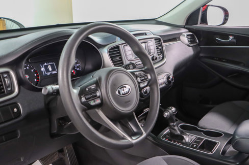 Used 2017 Kia Sorento LX image 22