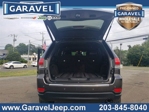 Used 2017 Jeep Grand Cherokee Limited image 41