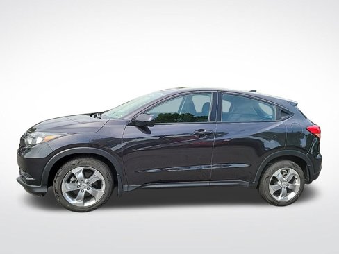 Used 2018 Honda HR-V LX image 2