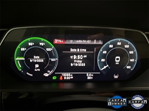 Used 2021 Audi e-tron Premium Plus w/ Premium Plus Package image 10