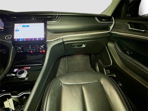 Certified 2022 Jeep Grand Cherokee Limited image 33