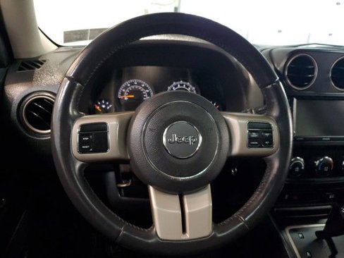 Used 2016 Jeep Patriot 75th Anniversary w/ Power Value Group image 15
