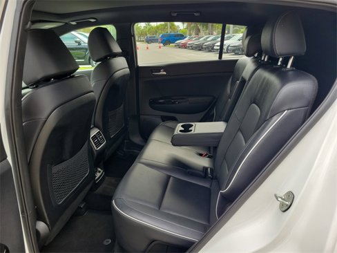 Used 2020 Kia Sportage SX image 11