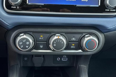 New 2025 Nissan Versa SV w/ Trunk Package image 21