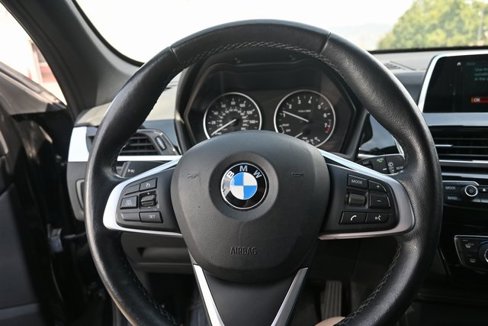 Used 2018 BMW X1 xDrive28i image 8