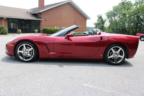 Used 2007 Chevrolet Corvette Convertible w/ Preferred Equipment Group image 10