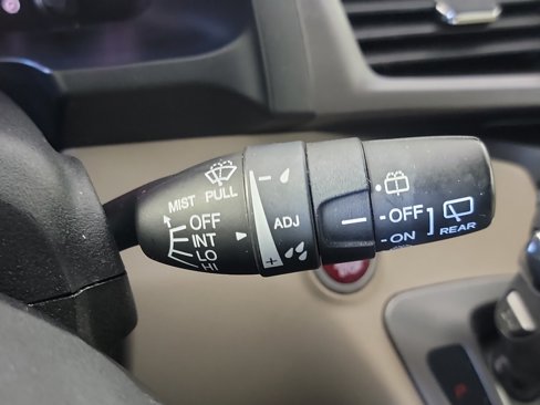 Used 2014 Honda Odyssey Touring Elite image 30