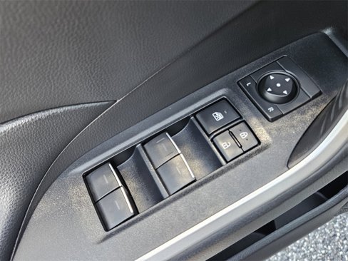 Used 2022 Toyota RAV4 XLE Premium image 40