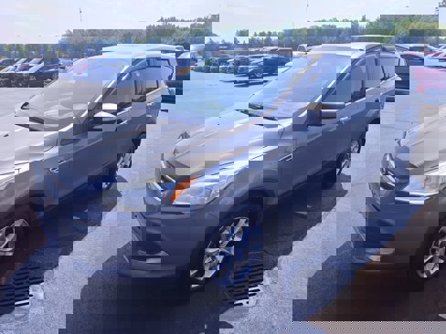 Used 2013 Ford Escape SEL image 2