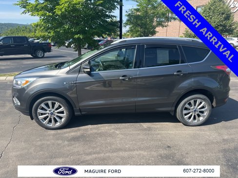 Used 2017 Ford Escape Titanium image 9
