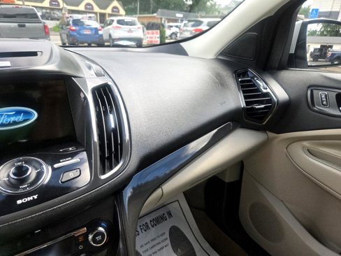 Used 2013 Ford Escape SE image 58