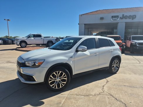 Used 2017 Mitsubishi Outlander Sport FWD image 1
